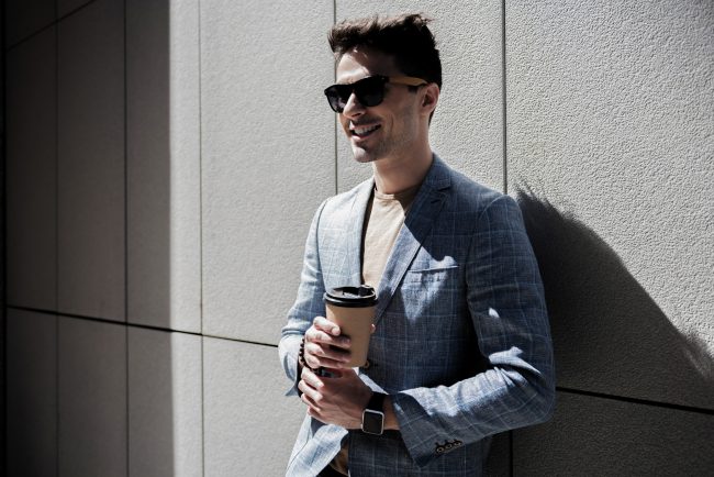 homme d’affaire épanoui